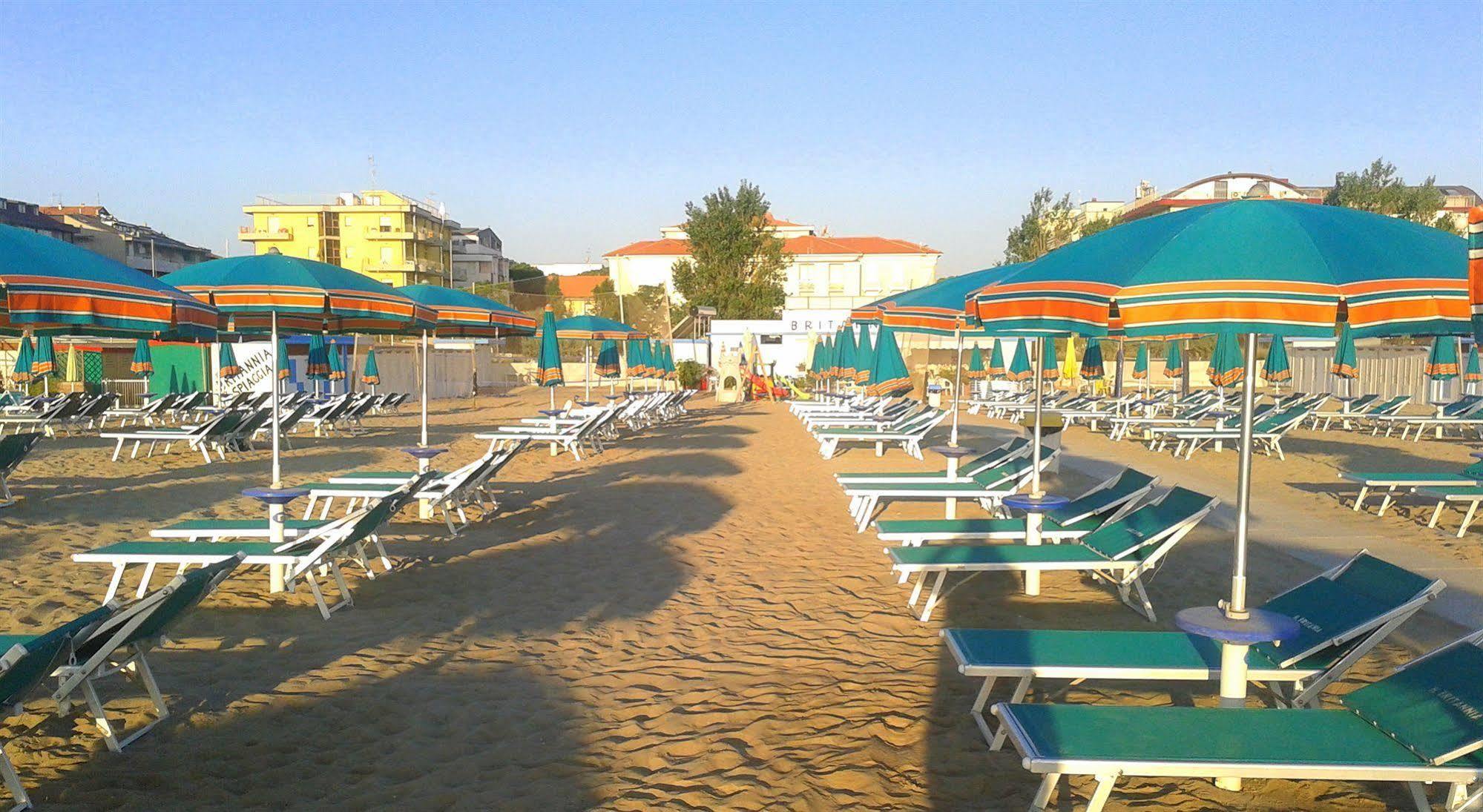 Hotel Britannia Cesenatico Exterior foto